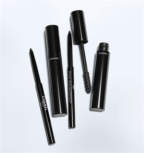 mascara chanel waterproof|chanel mascara le volume boots.